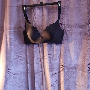 Maidenform Sleek Black Bra
